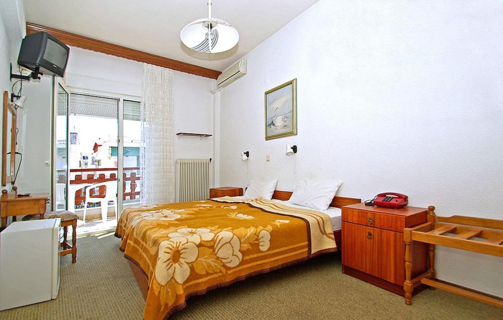 Hotel Helios Paralia Katerinis Bilik gambar